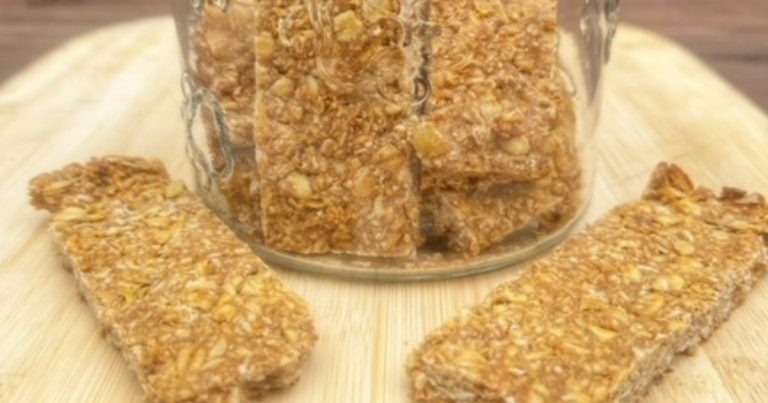 Apple Oat Bar Dog Treat Recipe